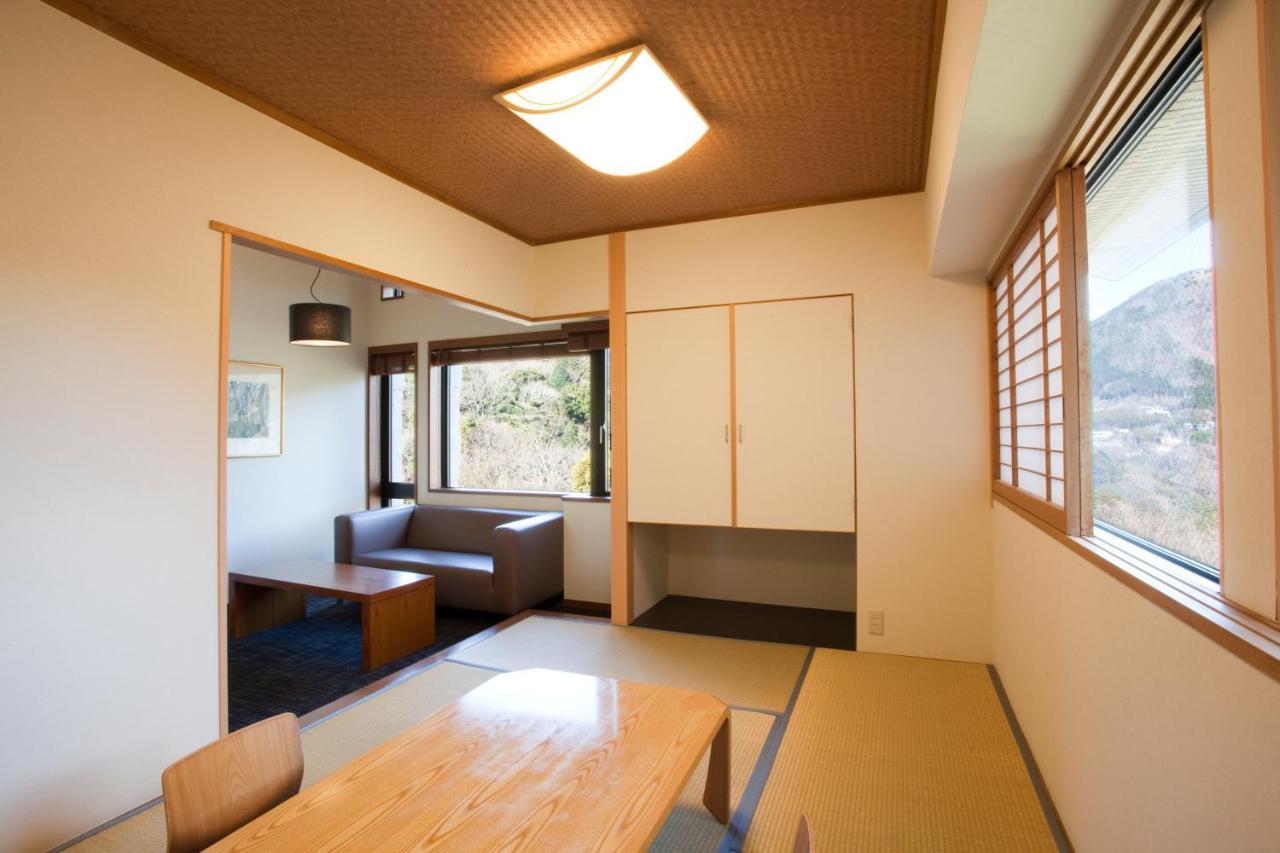 Shiki Resort Villa Hakone 80 Экстерьер фото